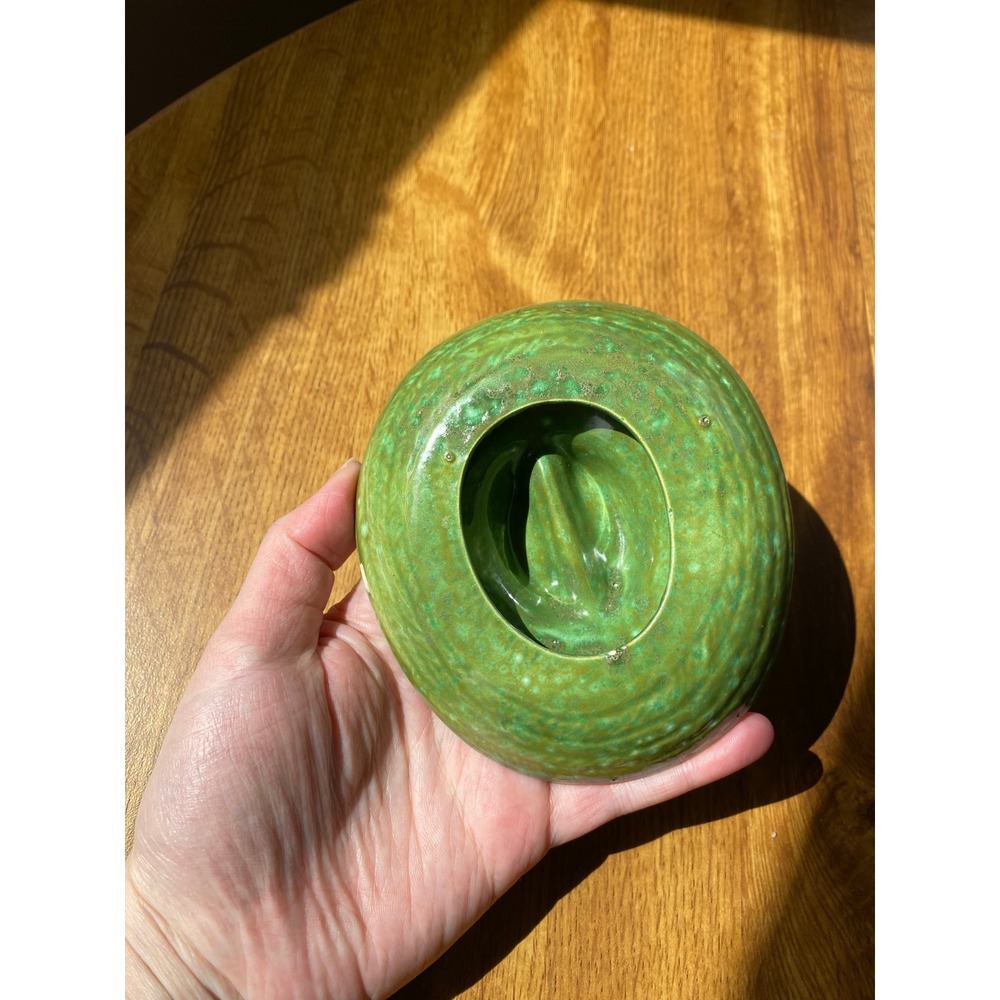 Vintage Ceramic Cowboy Hat Green Citrus Juicer Ashtray Trinket Dish Folk MCM 70s - Picture 4 of 4